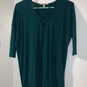 Criss Cross 3/4” Sleeve Top